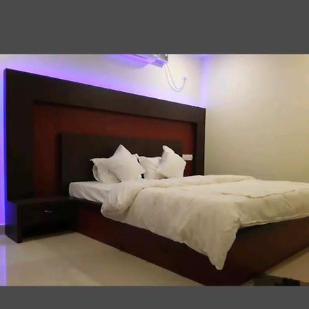 Hotel Blue Bird Nest Port Blair Extérieur photo